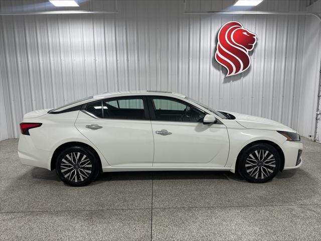 2023 nissan altima 2.5 sv