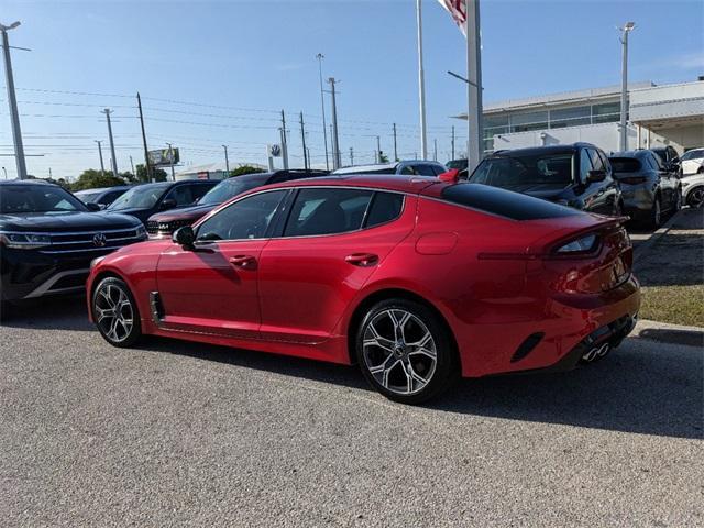 2021 kia stinger gt-line