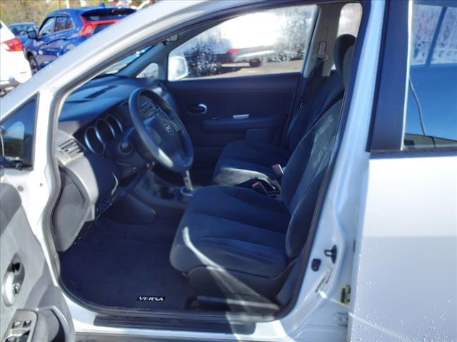 2012 nissan versa 1.8 s