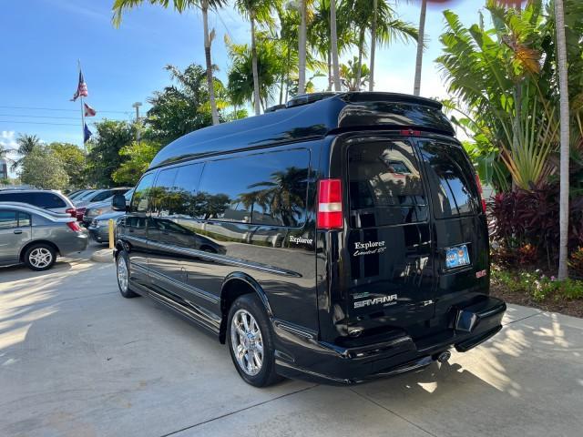 2010 gmc savana 2500 cargo