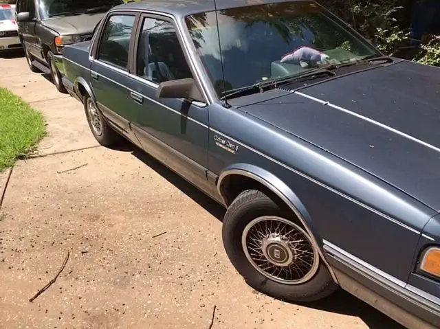 1991 oldsmobile cutlass ciera, 195,600 miles