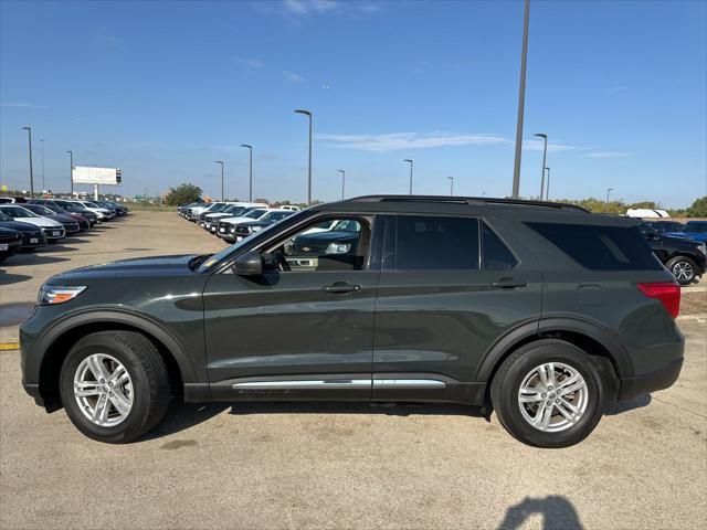 2022 ford explorer xlt