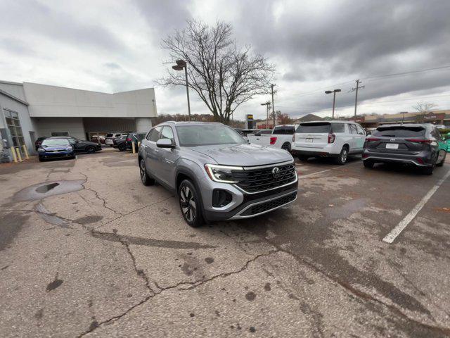2024 volkswagen atlas cross sport 2.0t se w/technology 4motion