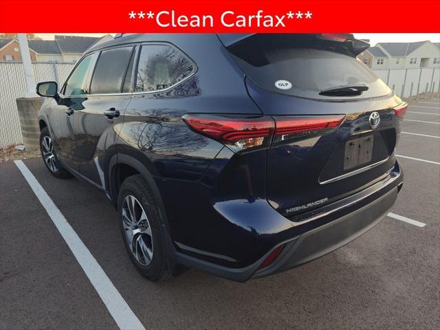 2022 toyota highlander xle