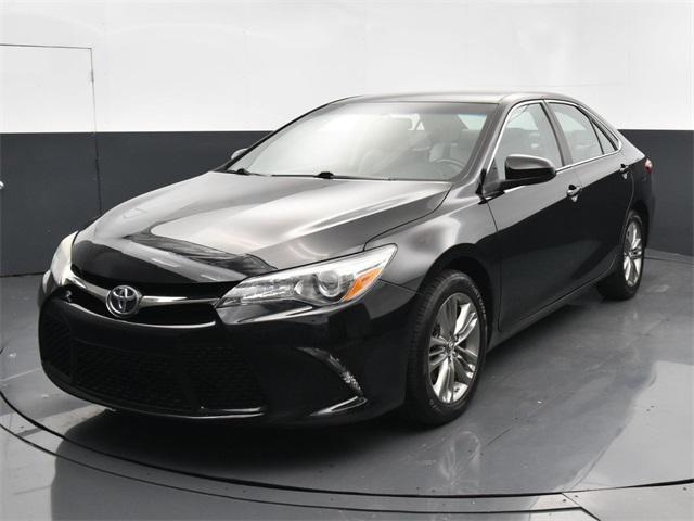 2016 toyota camry se