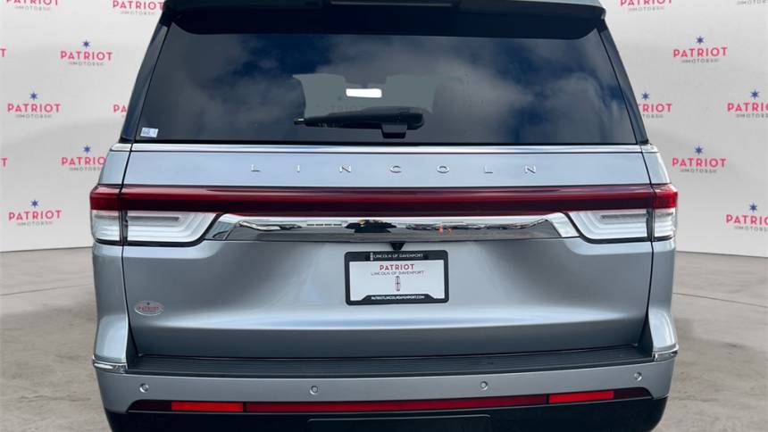 2022 lincoln navigator reserve