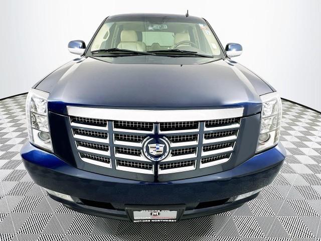 2008 cadillac escalade base