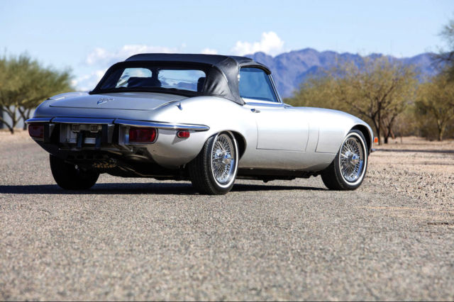 1974 jaguar xke silver convertible 12 cylinder 5.3l