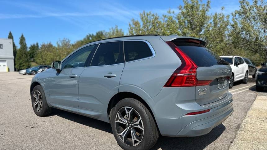 2022 volvo xc60 b5 momentum