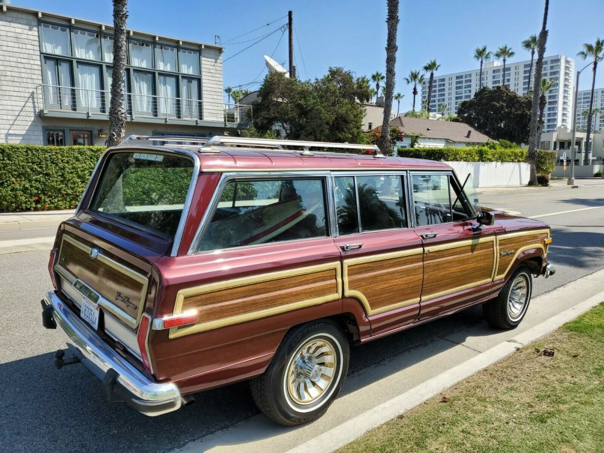 * * * refurbished grand wagoneer * * *