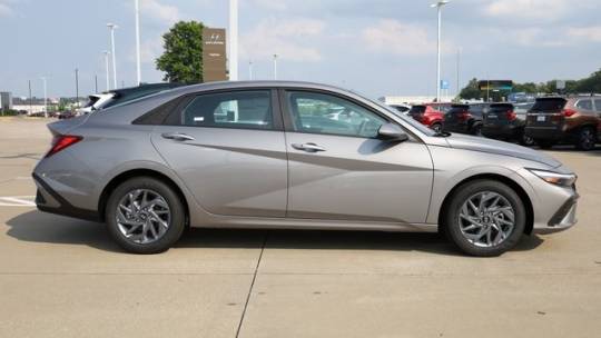 2024 Hyundai Elantra