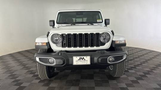 2024 Jeep Gladiator