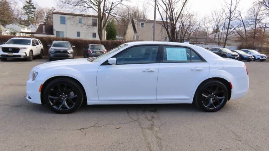 2021 chrysler 300 s