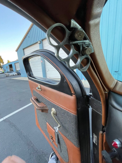 ford deluxe