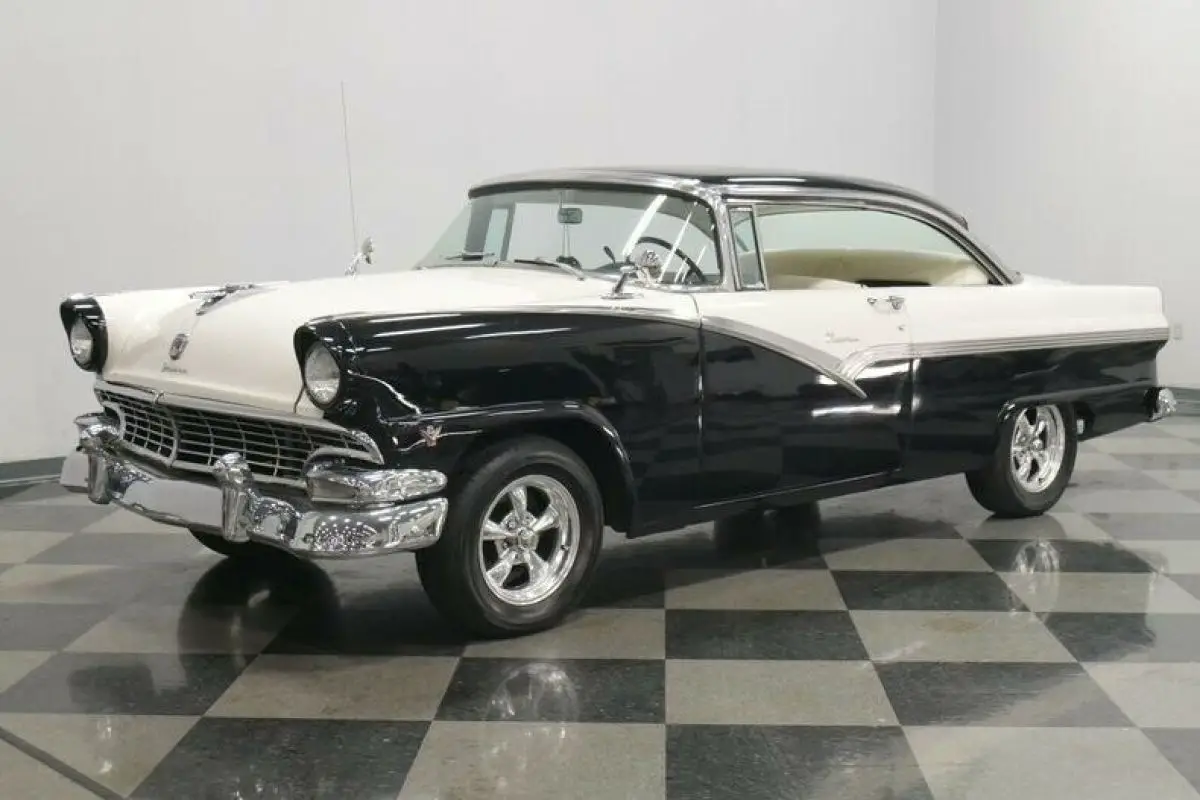 nice colors upgraded v8 power with air conditioning and four wheel disc brakes