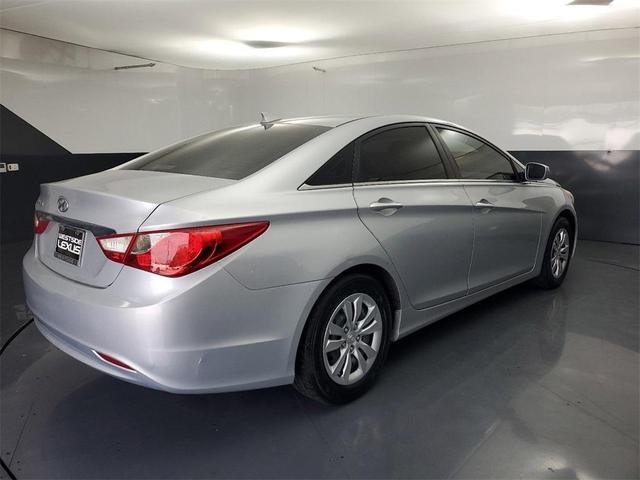 2012 hyundai sonata gls