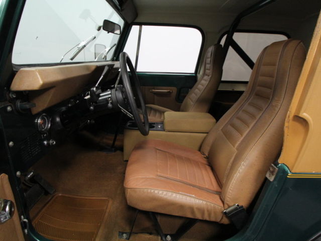 59k miles, 258 6 cyl, auto, 3 tops, pwr steer, pwr front discs, fun all around