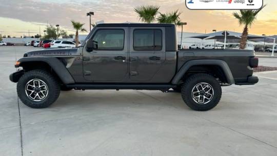 2024 Jeep Gladiator
