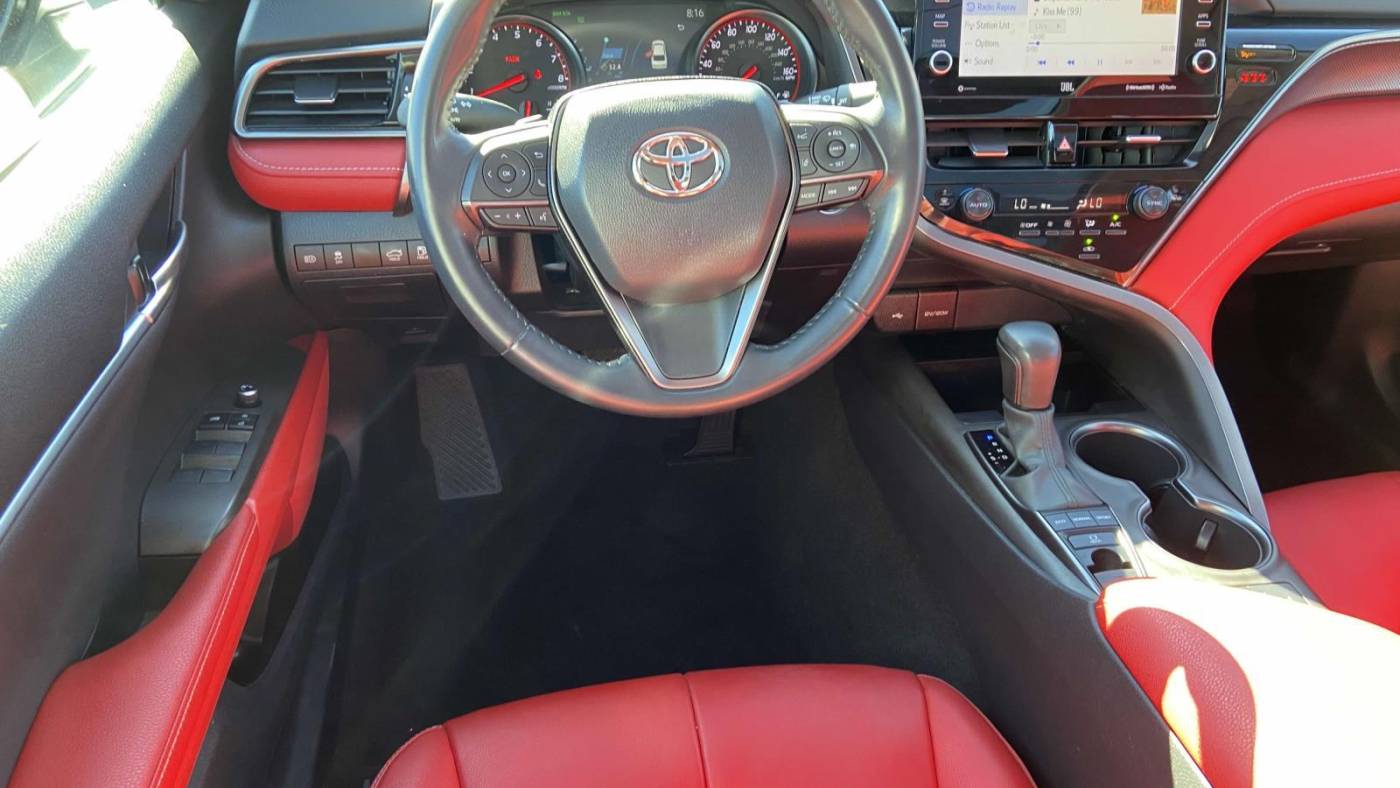 2021 toyota camry xse
