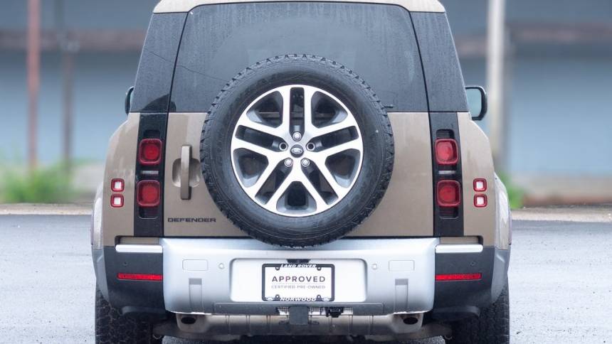 2024 land rover defender 130 p300 s