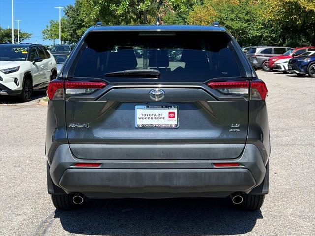 2019 toyota rav4 le