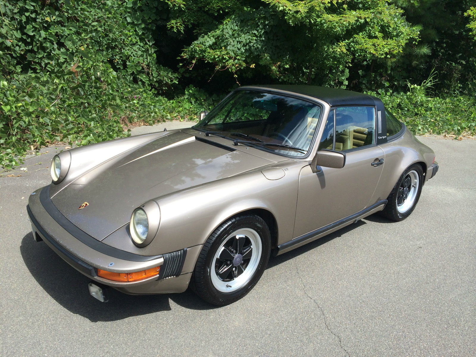 1982 porsche 911 targa