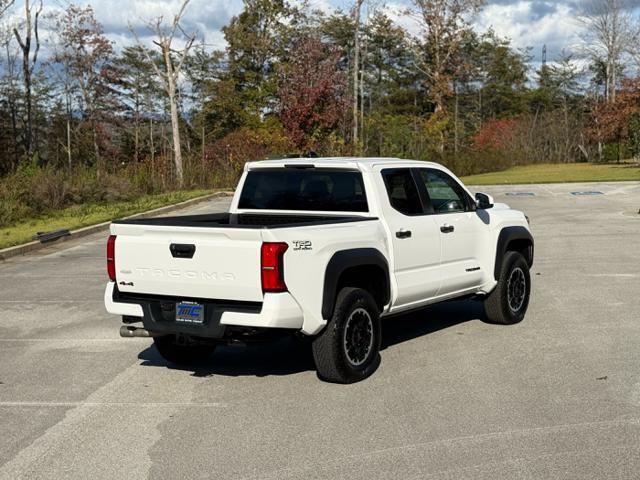 2024 toyota tacoma trd sport