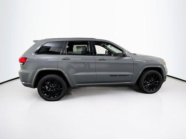 2021 jeep grand cherokee laredo