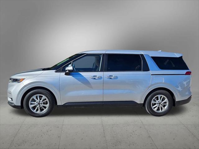 2023 kia carnival lx