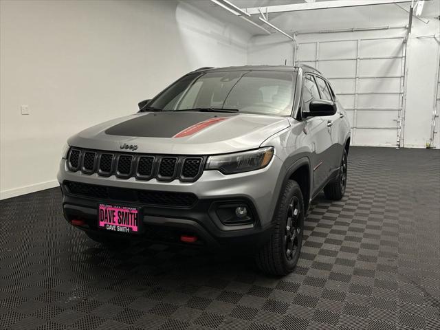 2023 jeep compass trailhawk