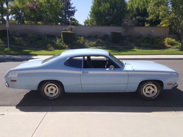 1972 plymouth duster 340 4-speed #s matching all original in nice condition