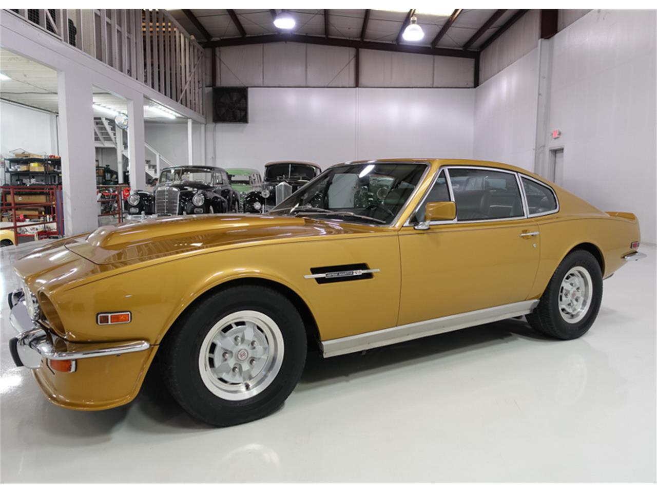 1979 aston martin v8