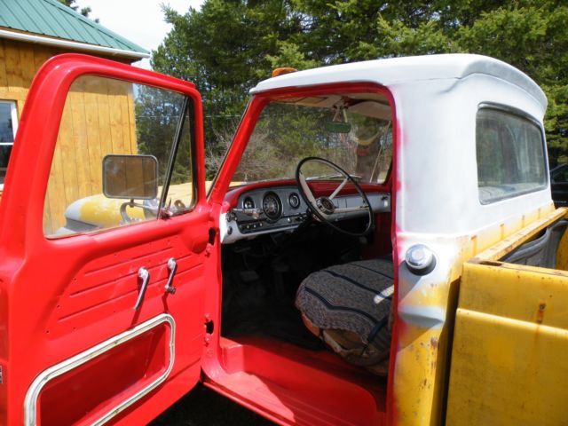 1964 ford pickup f100 factory 4x4 org, 55000 miles numbers matching