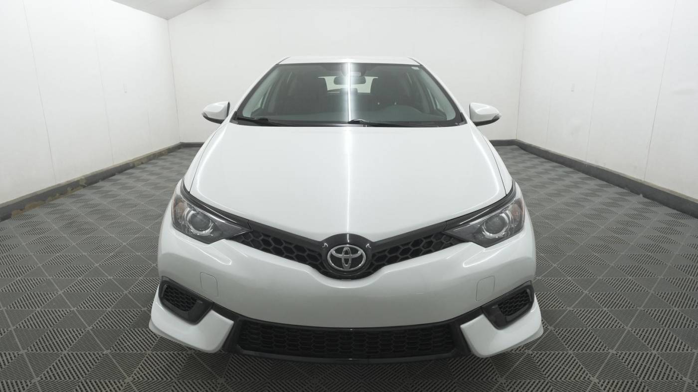 2018 toyota corolla im im