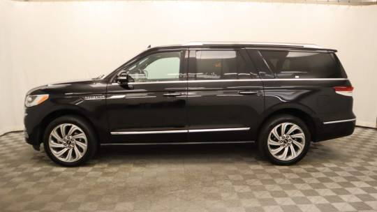 2022 Lincoln Navigator