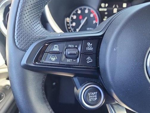2022 alfa romeo stelvio
