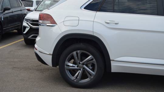 2024 Volkswagen Atlas Cross Sport