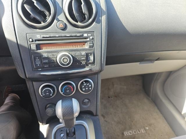 2012 nissan rogue s