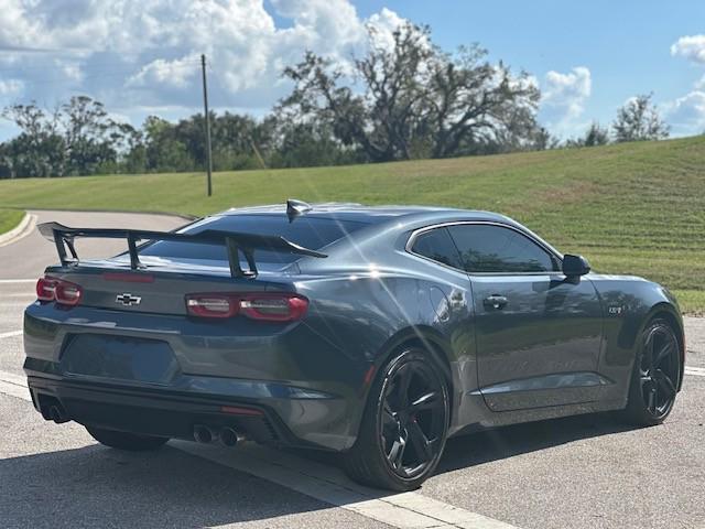 2022 chevrolet camaro rwd coupe lt1