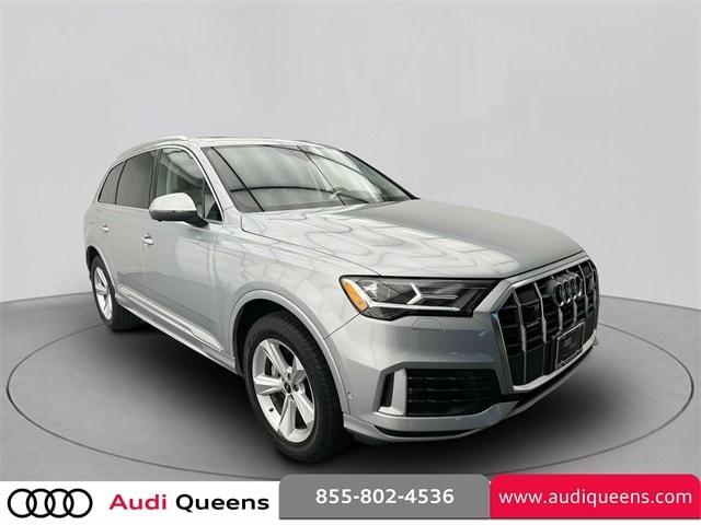 2022 audi q7 45 premium plus