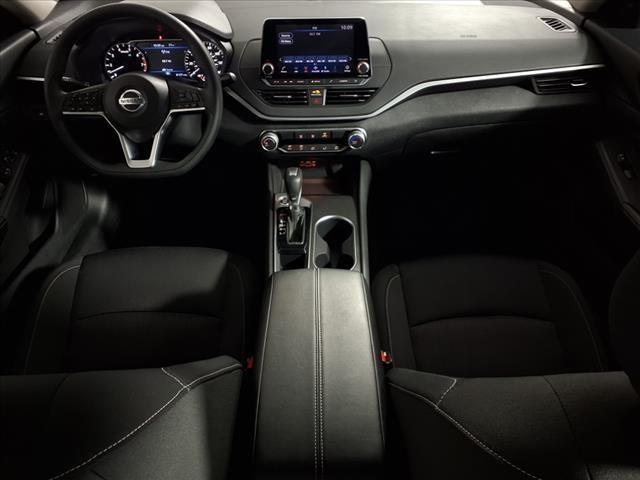 2022 nissan altima 2.5 sv