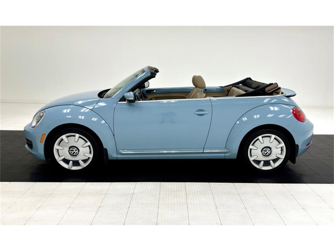 2014 volkswagen beetle
