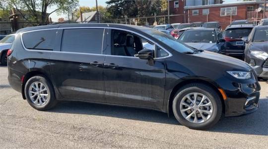 2025 Chrysler Pacifica