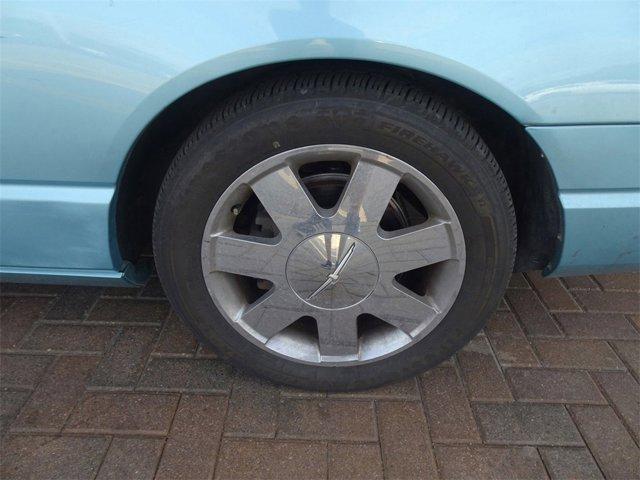 2002 ford thunderbird base