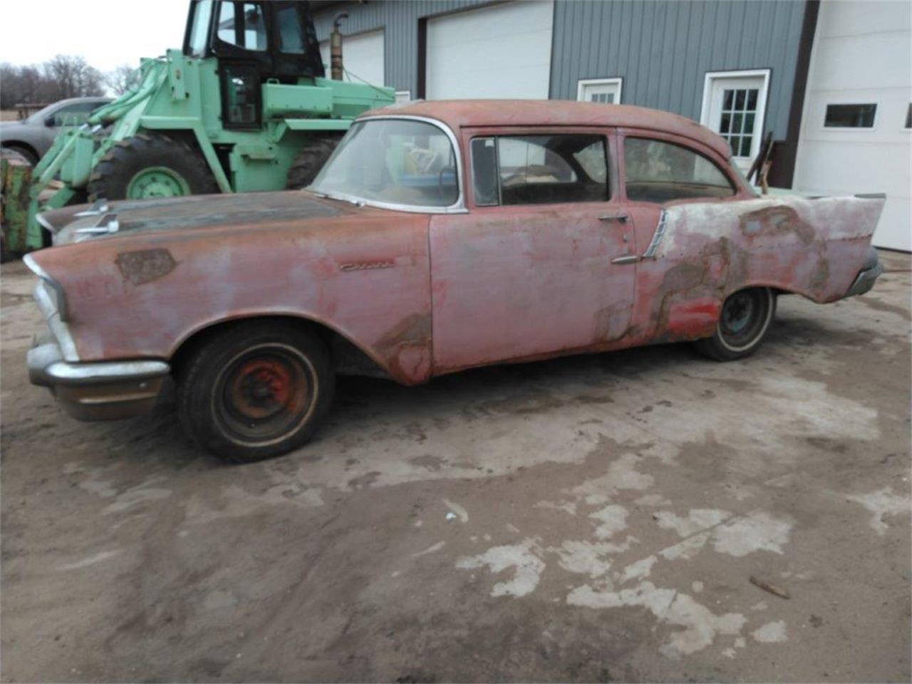 1957 chevrolet 2-dr sedan
