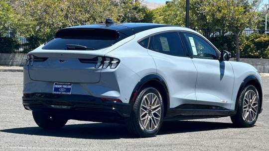 2024 Ford Mustang Mach-E
