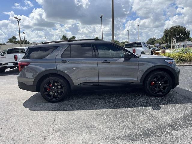 2021 ford explorer st