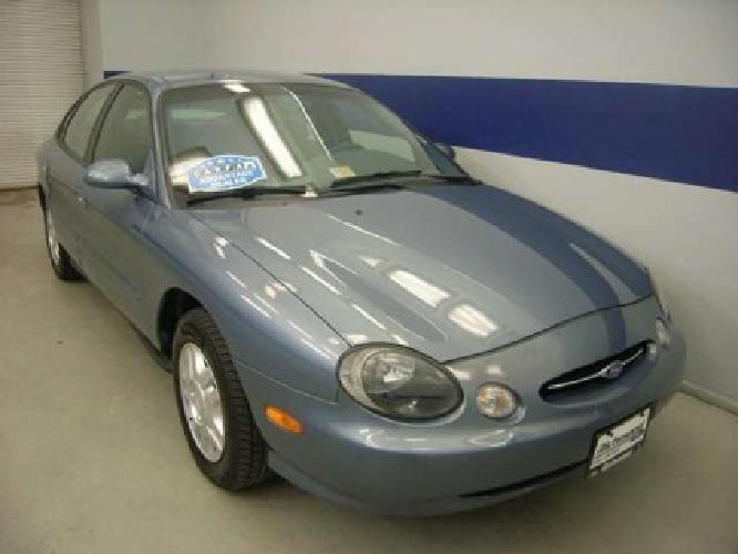 1999 ford taurus se in richmond, va