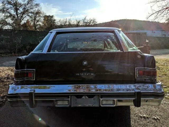 locally owned car/455 v8/third row seating/20" wheels/all original/light damage