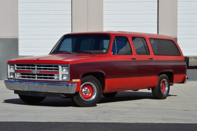 beautiful 1985 chevrolet suburban